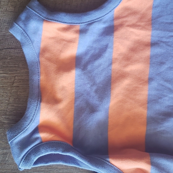 Specialty Baby onsie with hat, 18 month, NWT - Picture 7 of 8